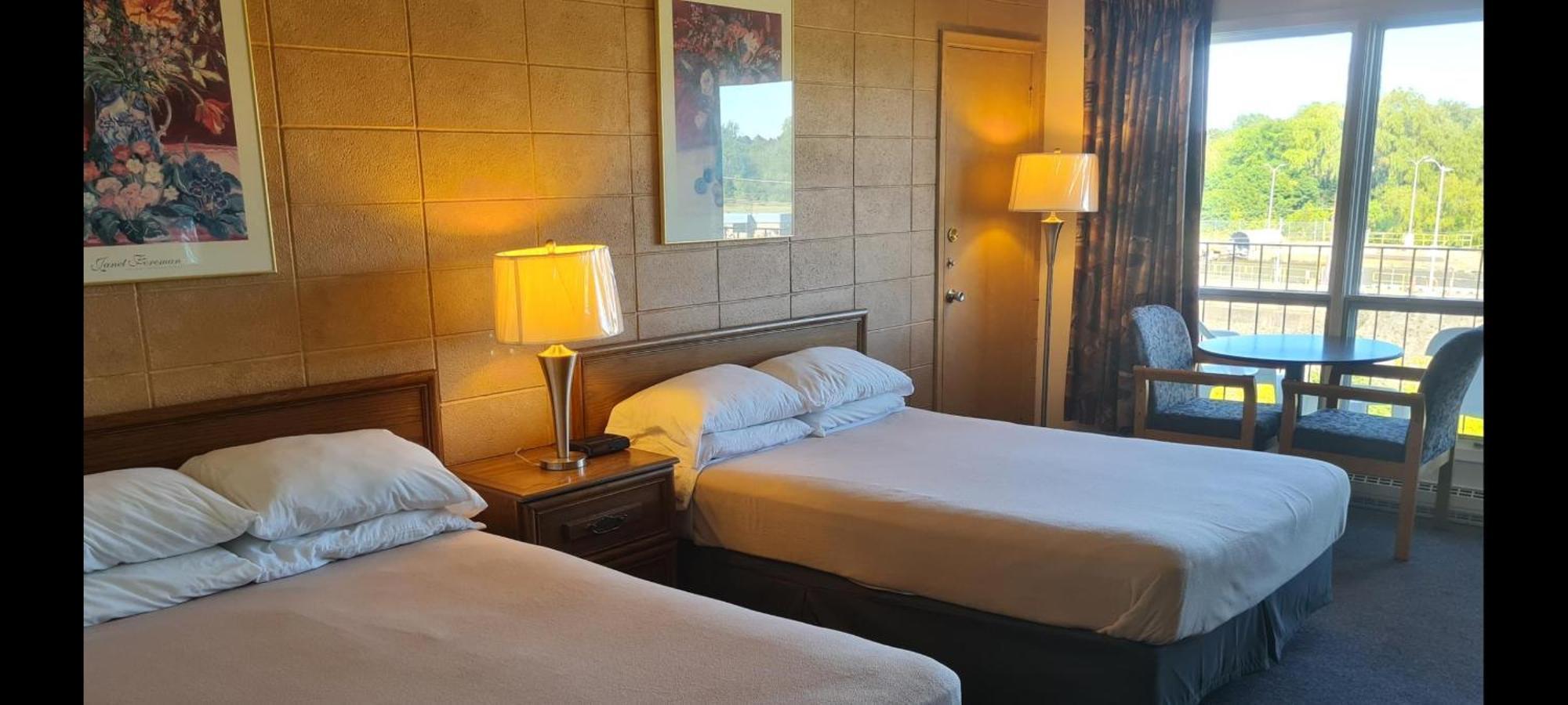 The Inn At Lock Seven ソロルド エクステリア 写真